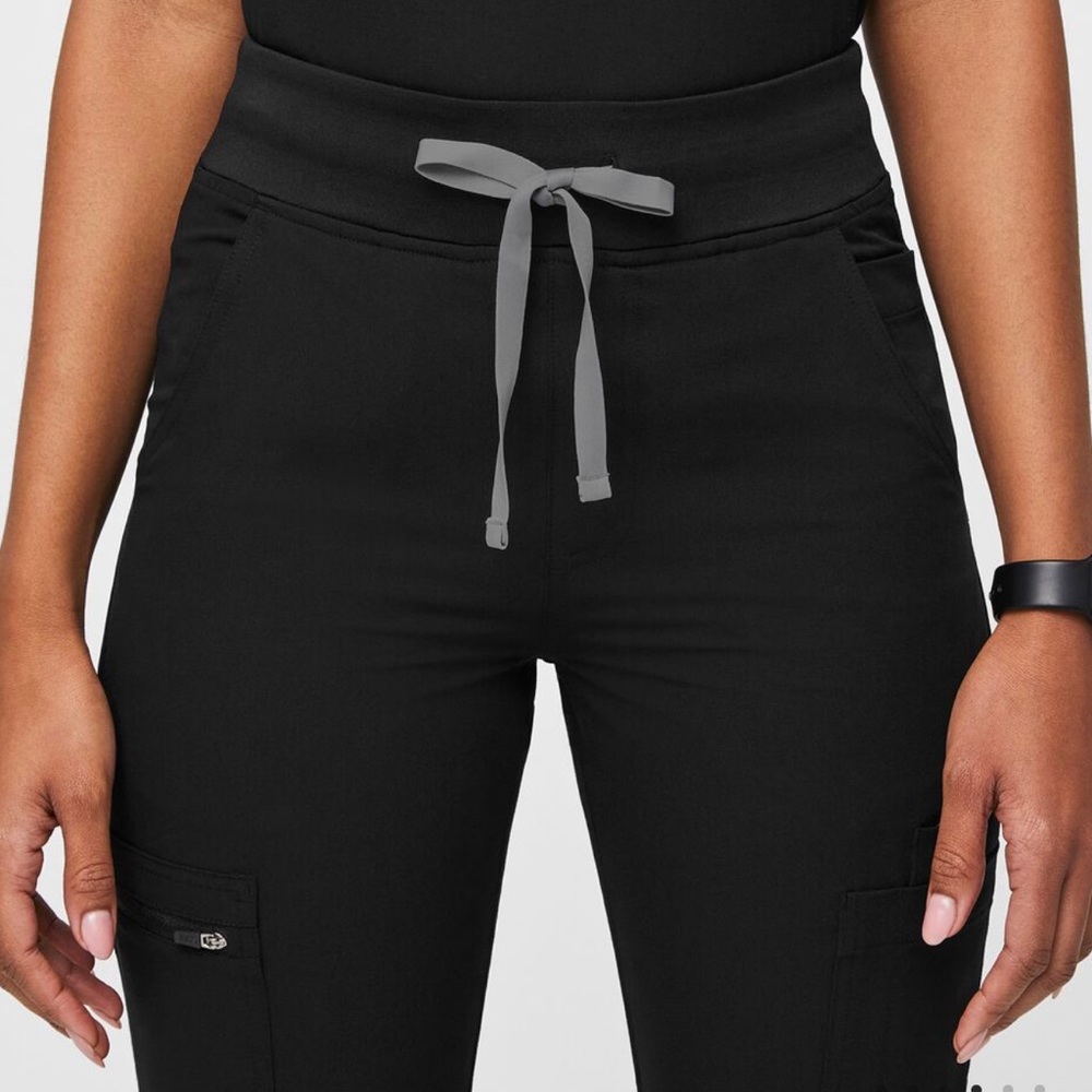 Figs scrubs